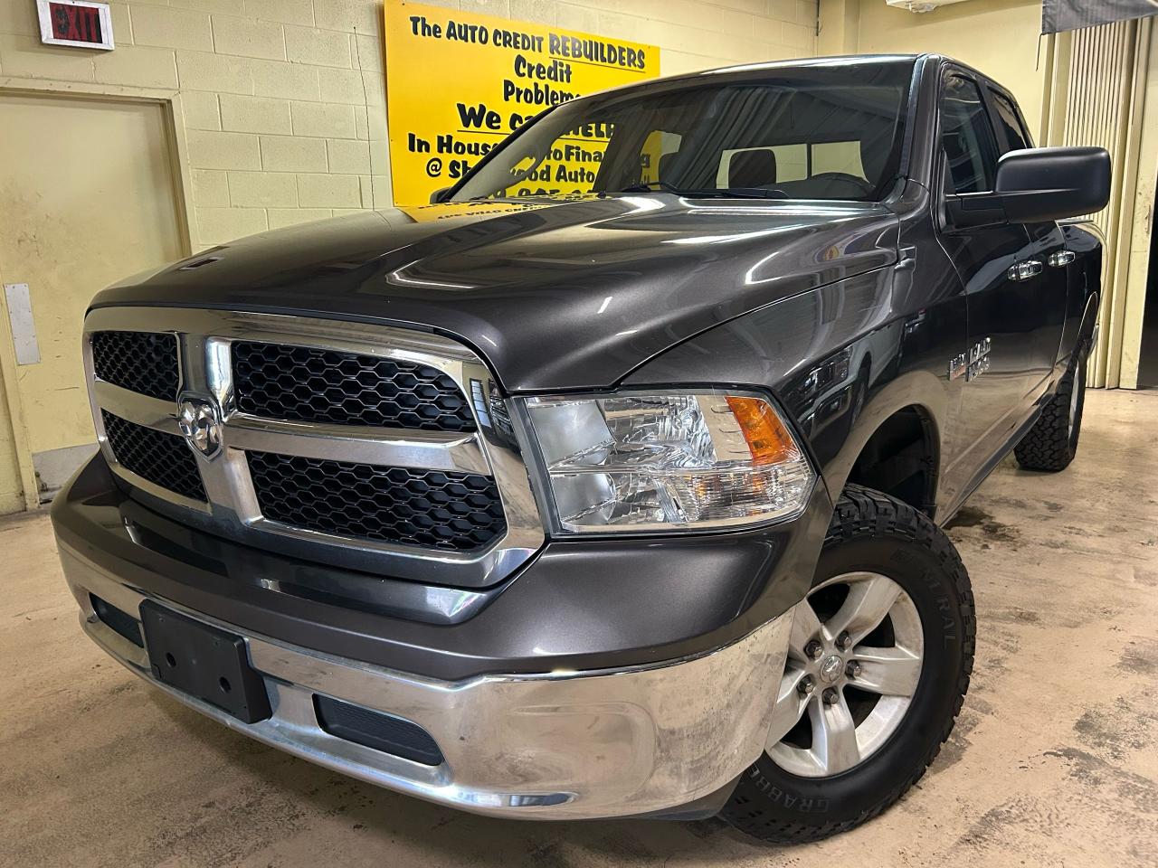 Used 2016 RAM 1500 SLT for sale in Windsor, ON