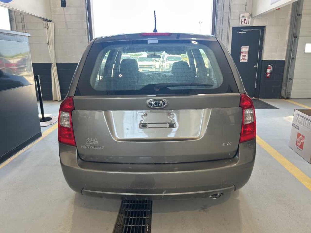 2012 Kia Rondo  - Photo #15