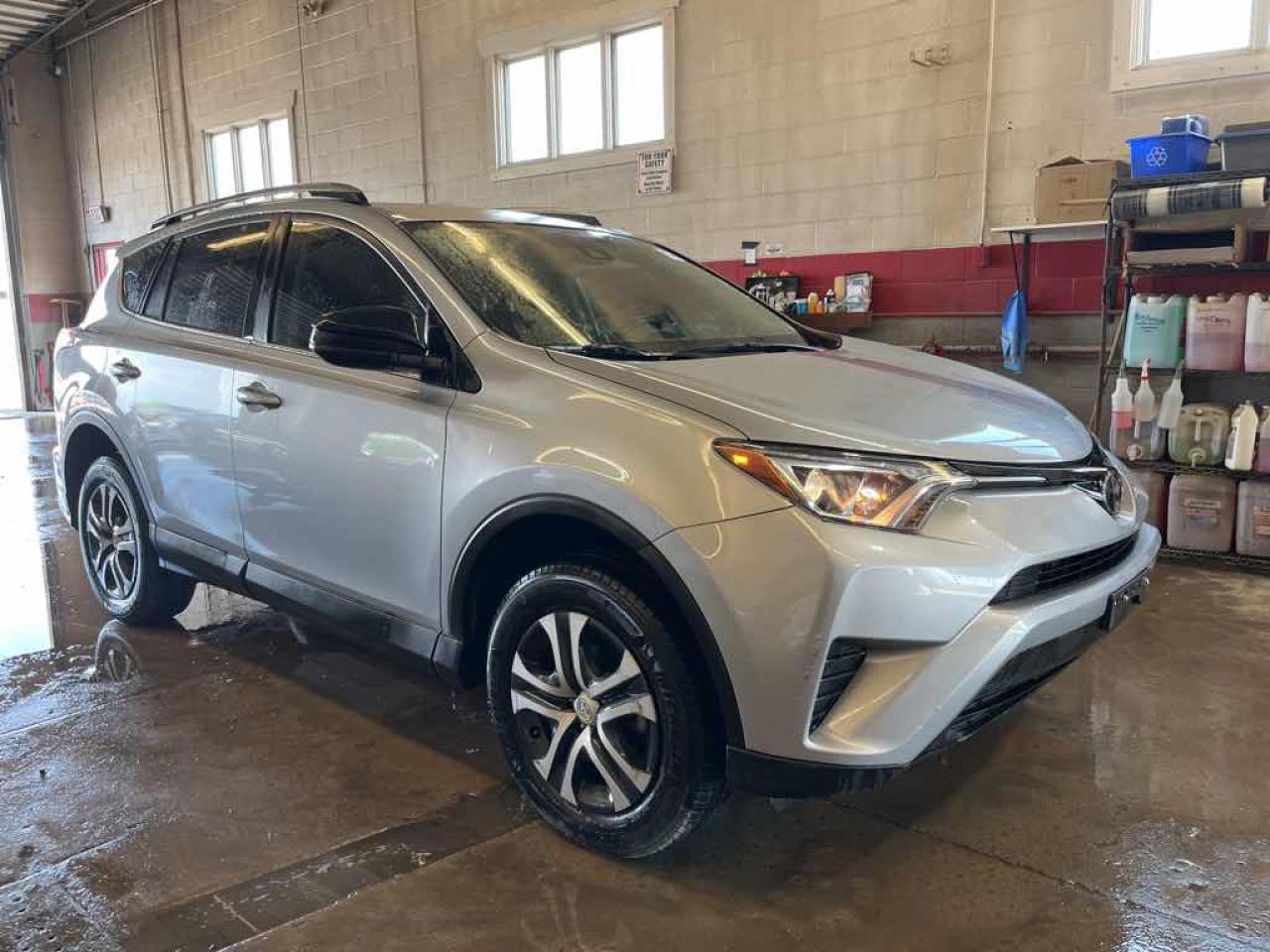 2018 Toyota RAV4 LE - Photo #3
