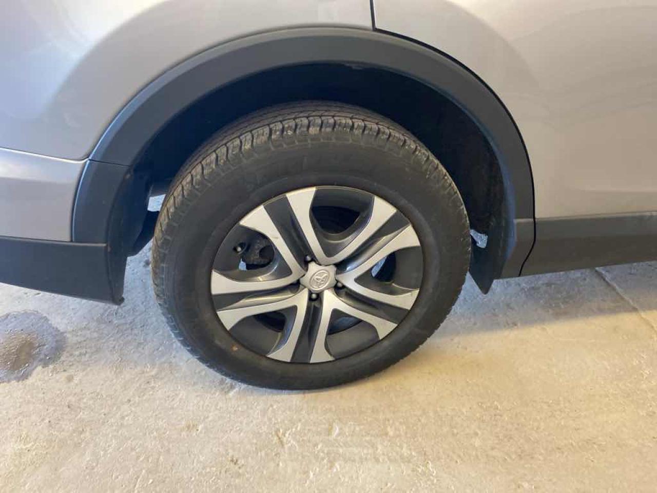 2018 Toyota RAV4 LE - Photo #16
