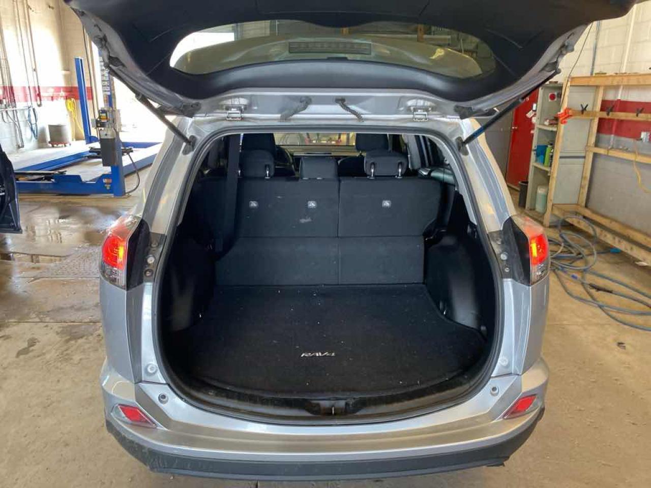 2018 Toyota RAV4 LE - Photo #17