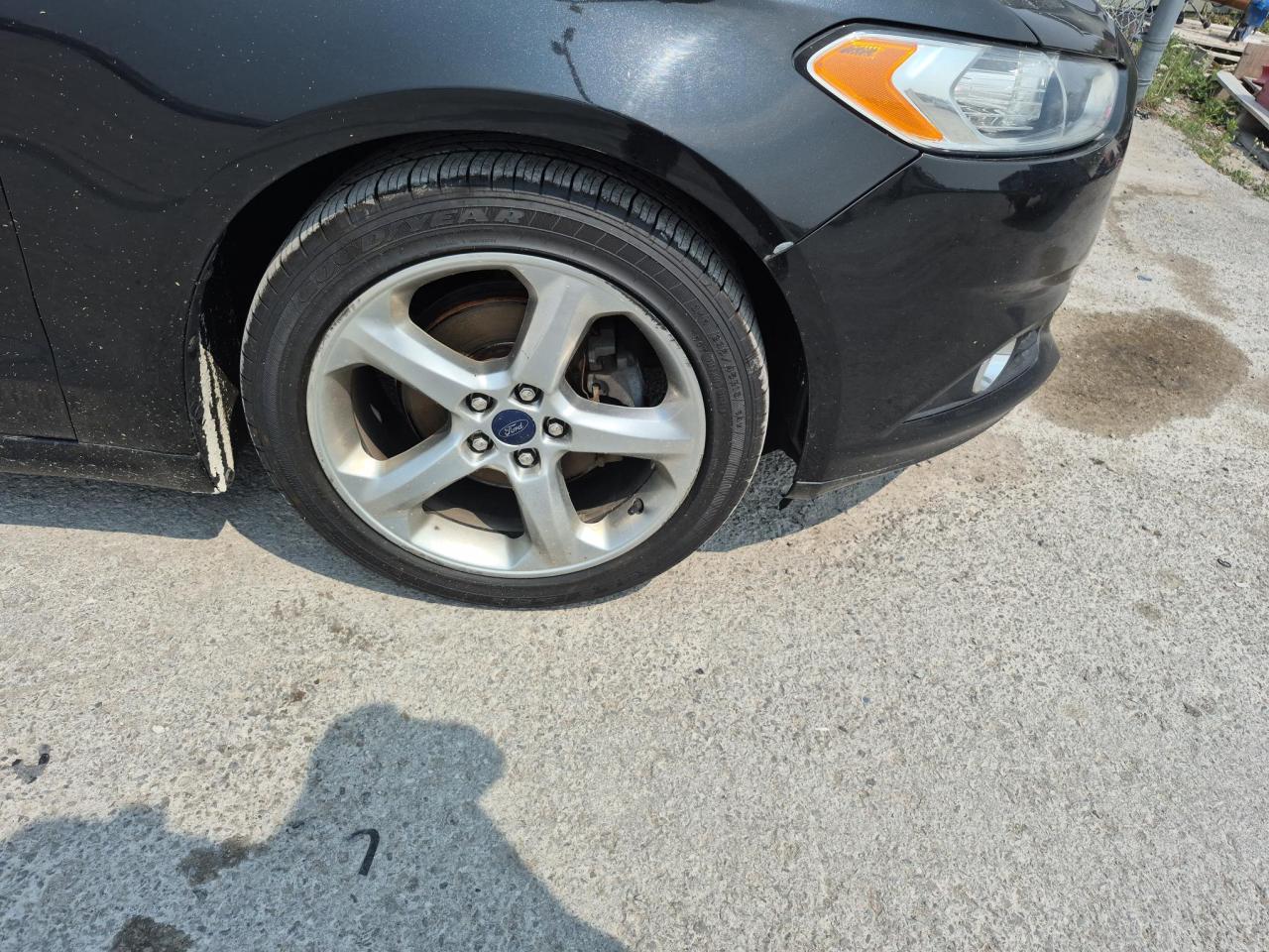 2013 Ford Fusion SE - Photo #14