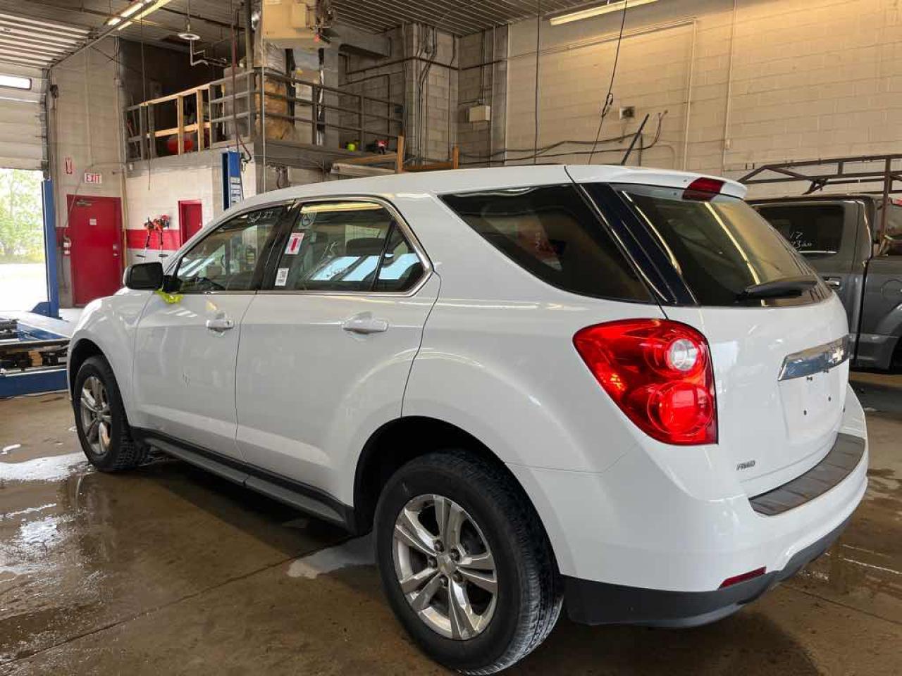 2015 Chevrolet Equinox LS - Photo #6