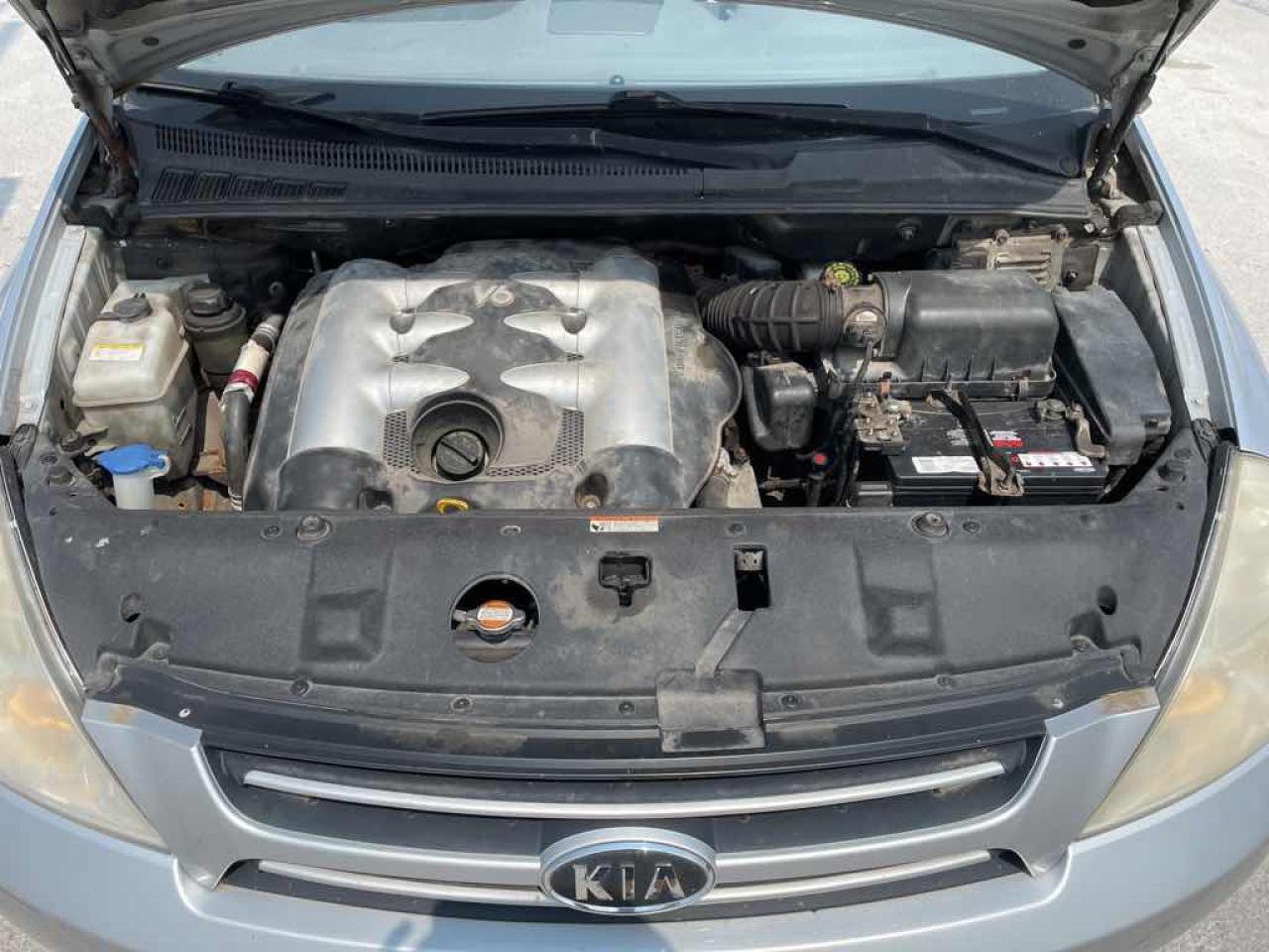 2007 Kia Sedona LX - Photo #7