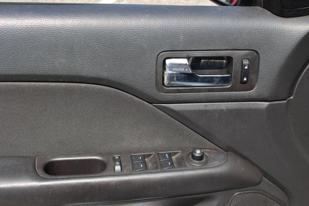 2012 Ford Fusion SE*FWD*2.4L-4cyl*Cruise Control - Photo #12