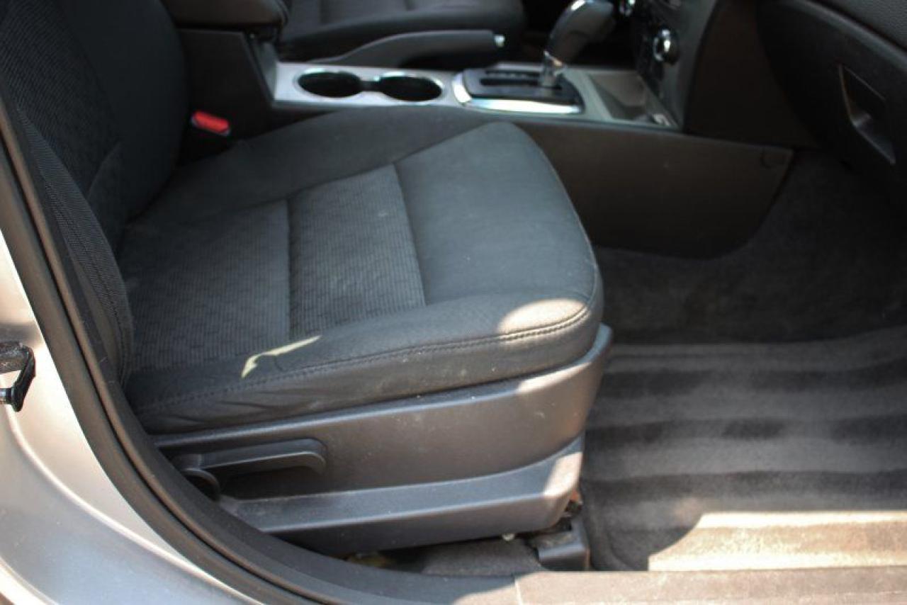 2012 Ford Fusion SE*FWD*2.4L-4cyl*Cruise Control - Photo #15