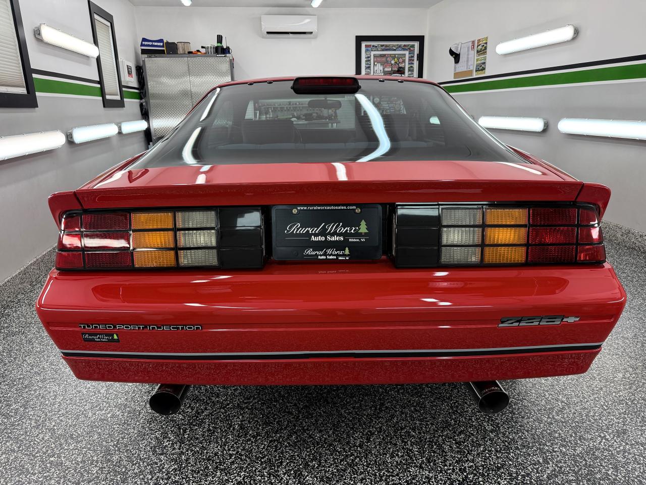 1986 Chevrolet Camaro Z28 IROC - Photo #7