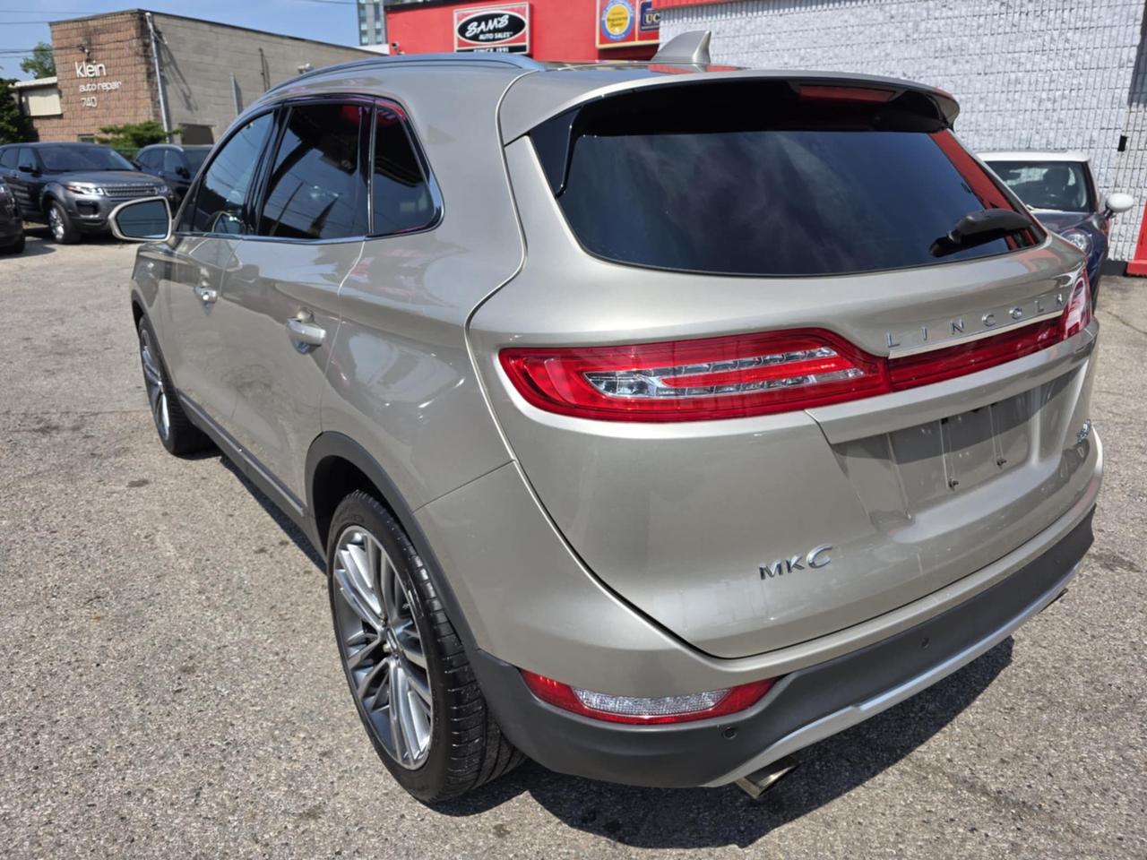 2015 Lincoln MKC AWD Photo3