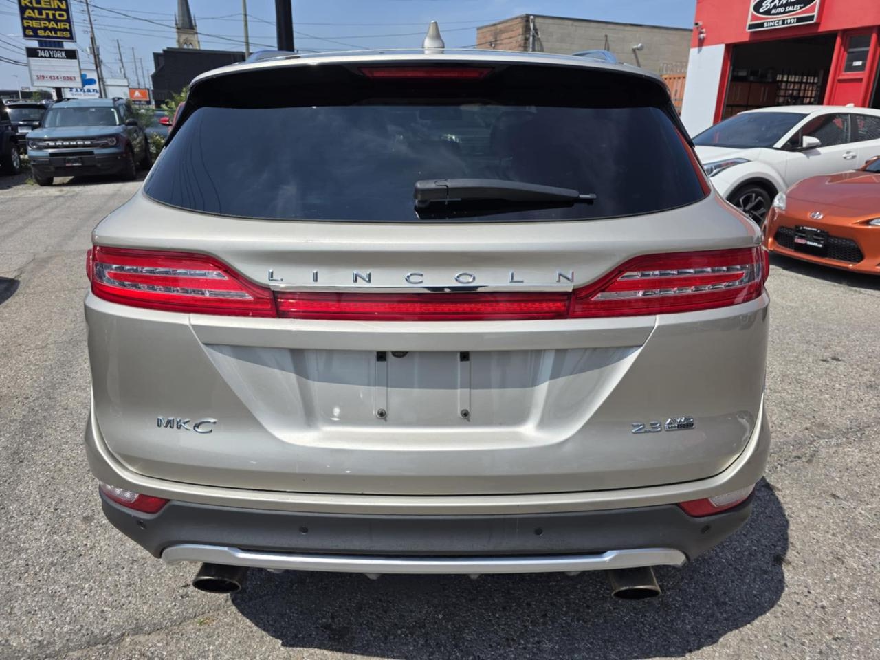 2015 Lincoln MKC AWD Photo4