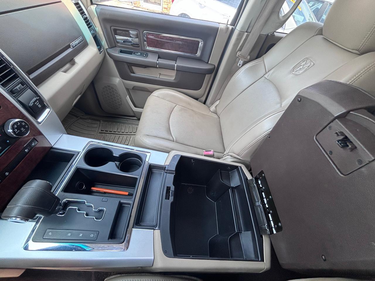 2012 RAM 1500 4WD LARAMIE AC SEATS - Photo #21