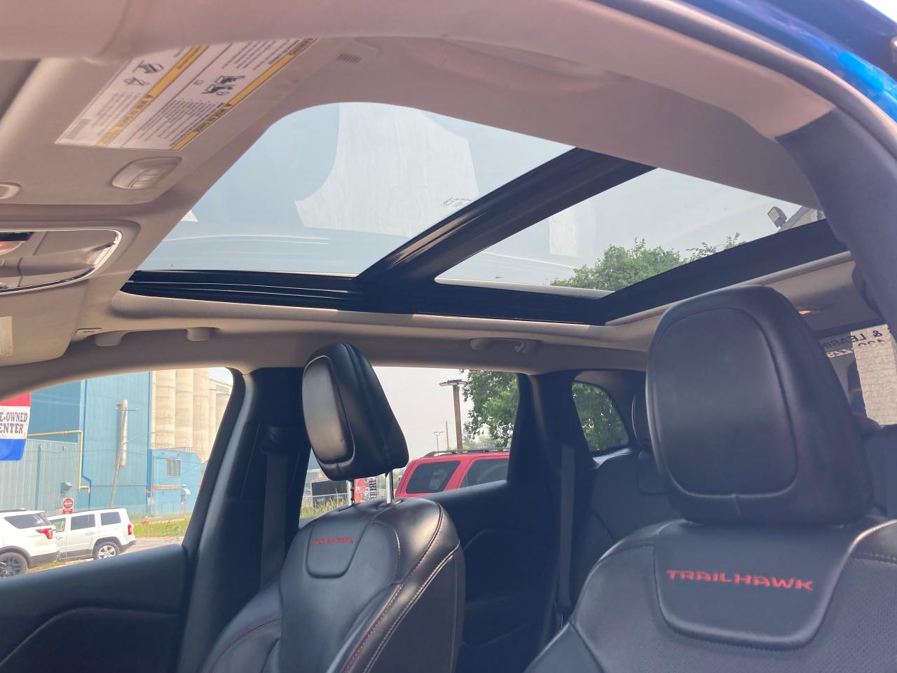 2018 Jeep Cherokee Trailhawk Leather Plus - Photo #22