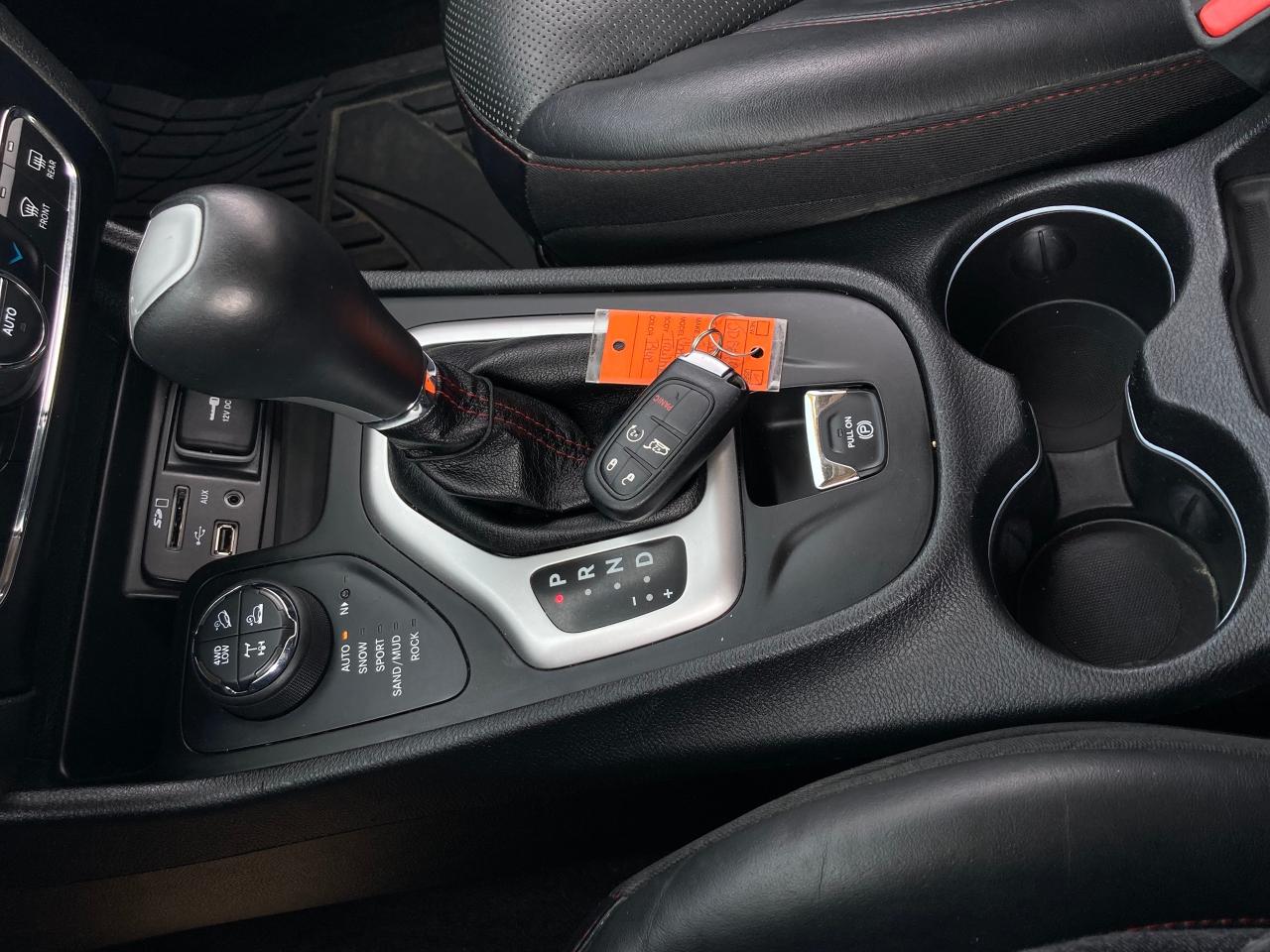 2018 Jeep Cherokee Trailhawk Leather Plus - Photo #21