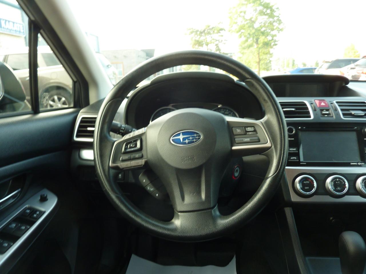 2015 Subaru XV Crosstrek 2.0i w/Touring Pkg - Photo #12