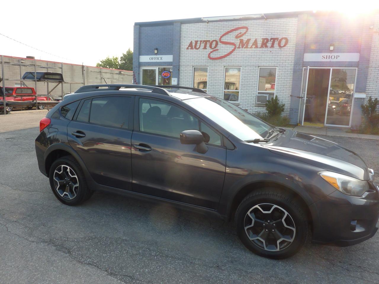 2015 Subaru XV Crosstrek 2.0i w/Touring Pkg - Photo #4