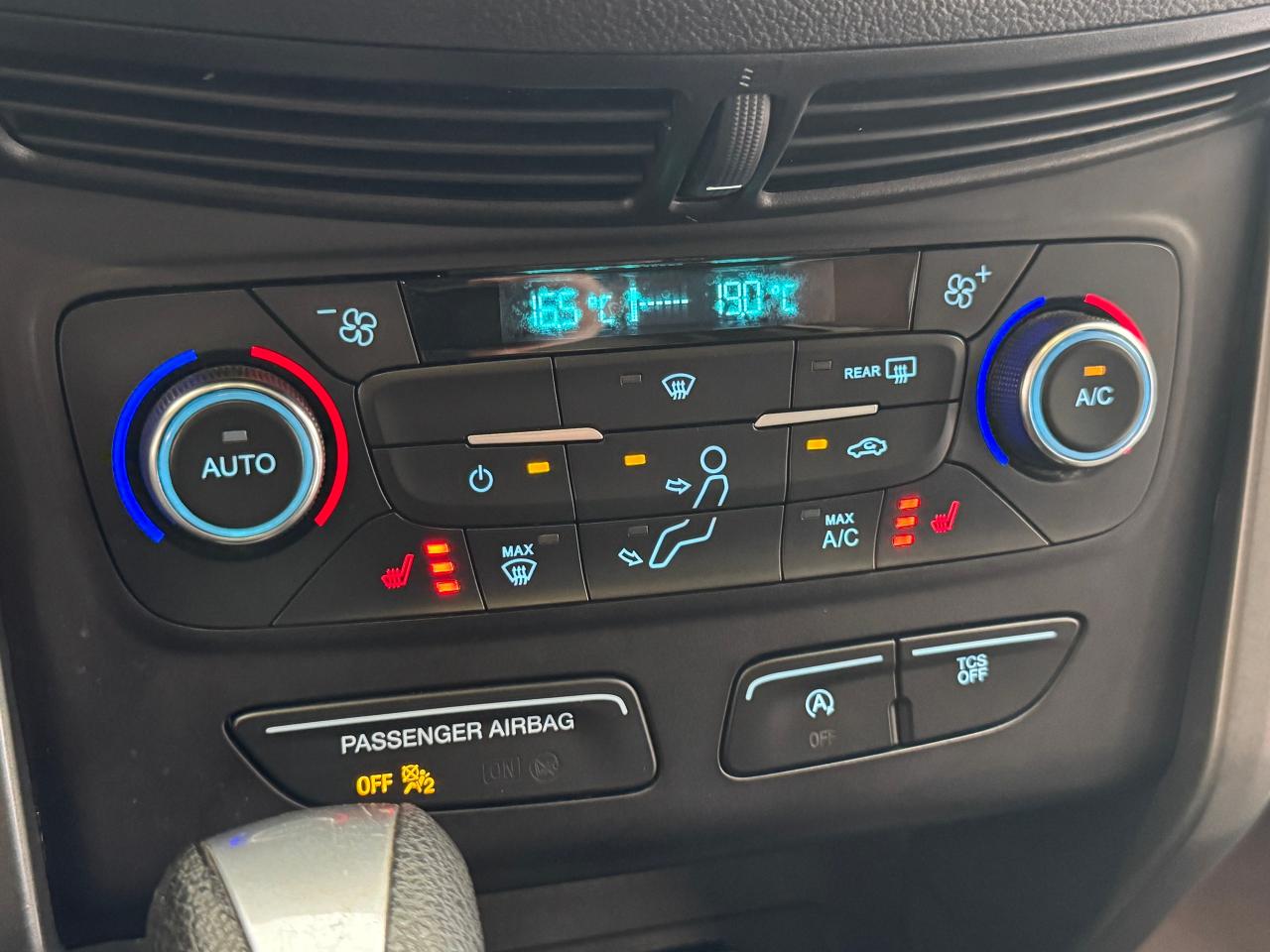2017 Ford Escape SE+ApplePlay+Camera+Heated Seats+Rear Park Sensors Photo29