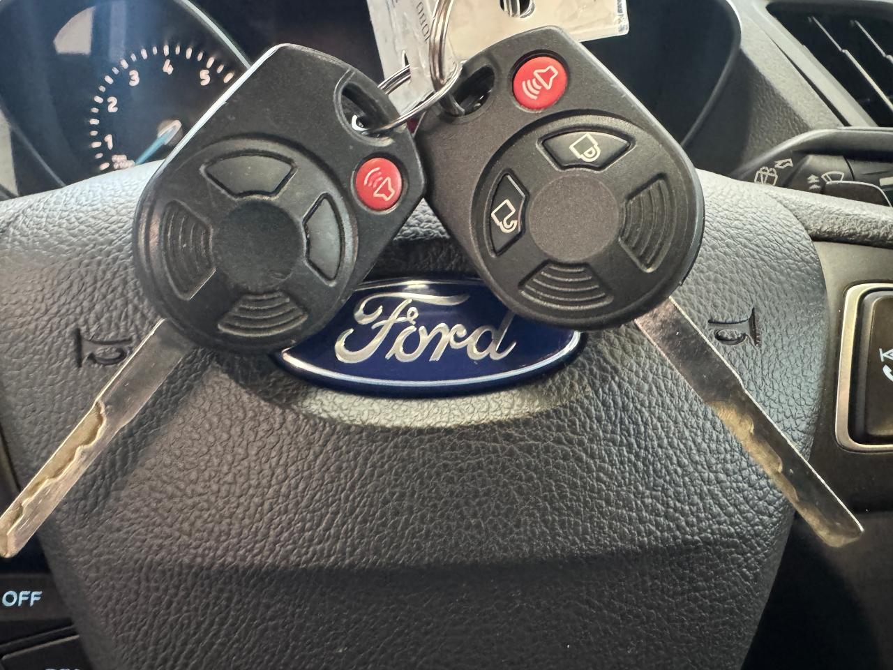 2017 Ford Escape SE+ApplePlay+Camera+Heated Seats+Rear Park Sensors - Photo #14