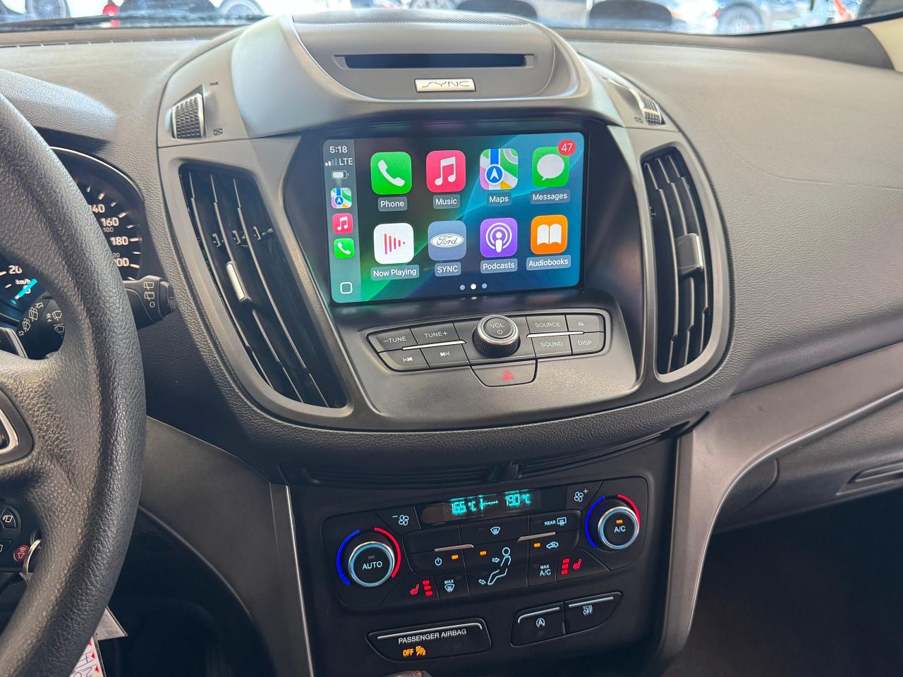 2017 Ford Escape SE+ApplePlay+Camera+Heated Seats+Rear Park Sensors Photo10