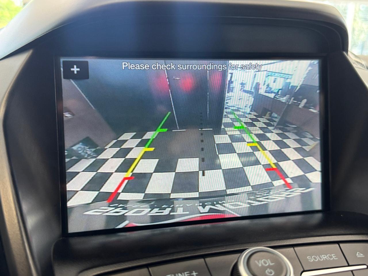 2017 Ford Escape SE+ApplePlay+Camera+Heated Seats+Rear Park Sensors Photo11