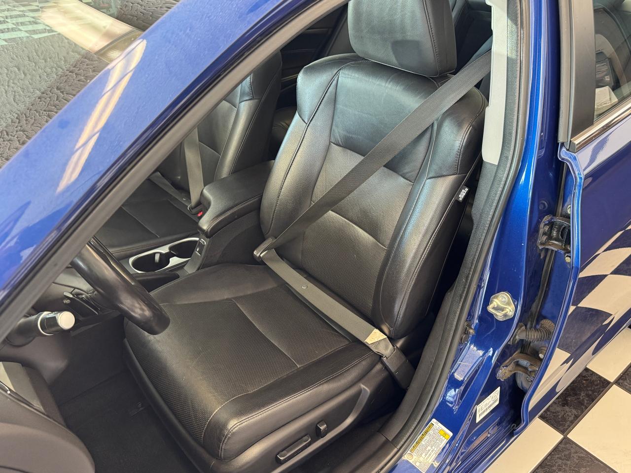 2016 Acura ILX Premium+New Tires+Adaptive Cruise+CLEAN CARFAX Photo20