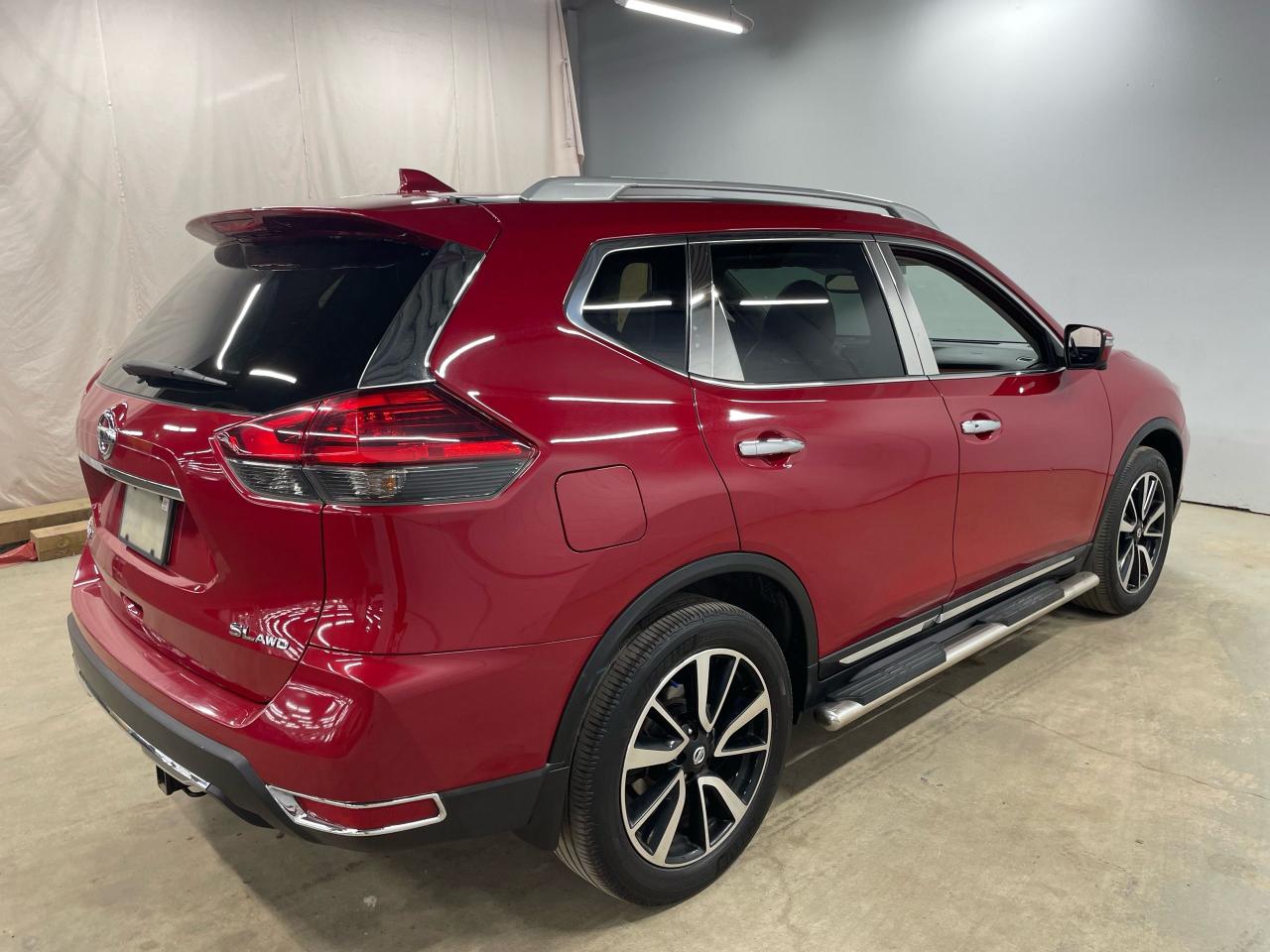 2017 Nissan Rogue SL Photo7