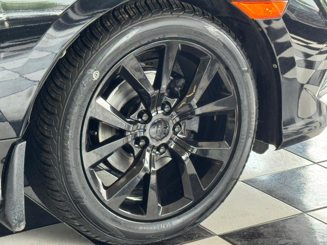 2019 Honda Civic LX Manual+New Tires+Brakes+ACCIDENT FREE Photo49