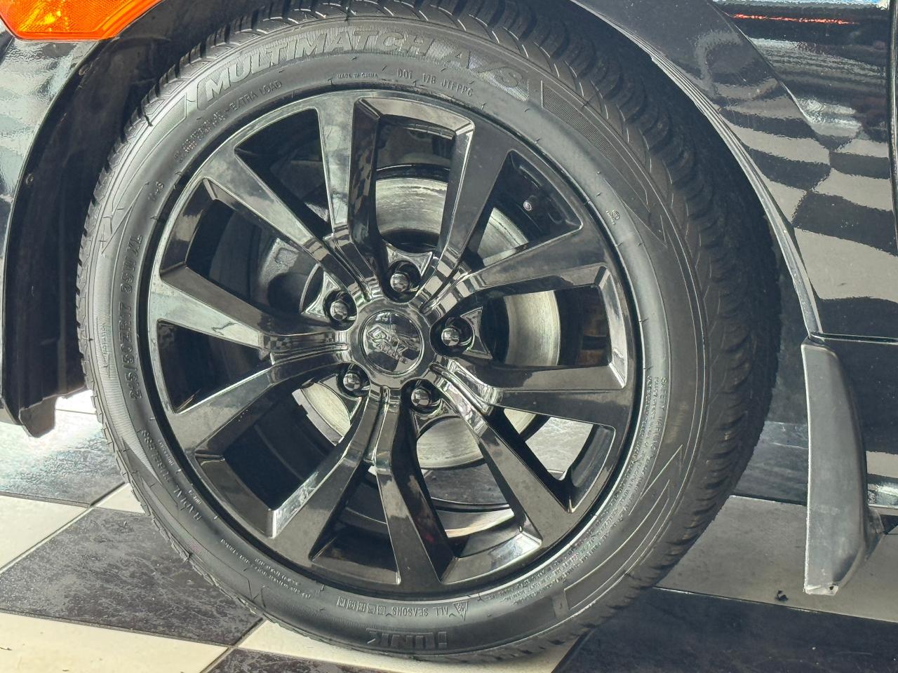2019 Honda Civic LX Manual+New Tires+Brakes+ACCIDENT FREE Photo46