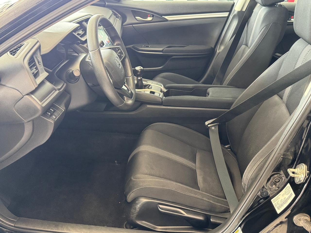 2019 Honda Civic LX Manual+New Tires+Brakes+ACCIDENT FREE Photo16