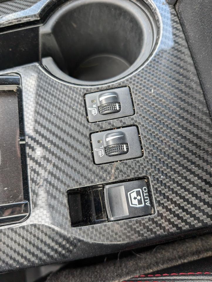 2018 Toyota 4Runner TRD OFF-ROAD | Leather| Crawl control - Photo #13