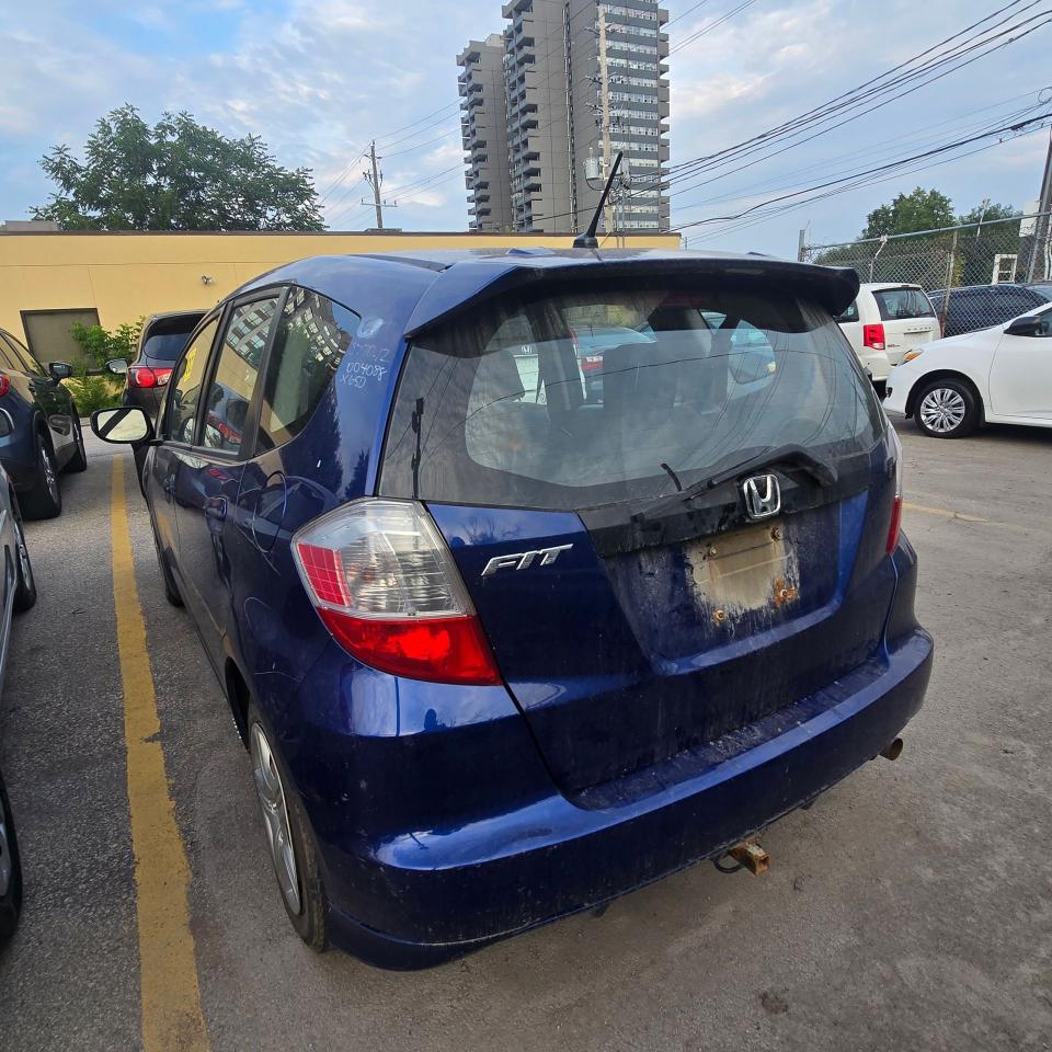 2012 Honda Fit LX - Photo #7