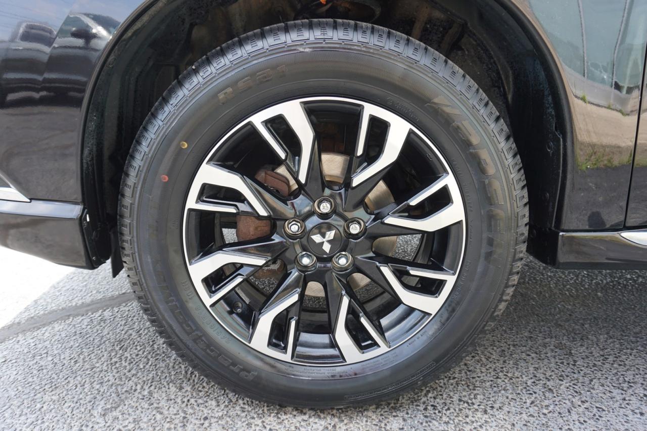 2018 Mitsubishi Outlander Phev SE S-AWC CERTIFIED *1 OWER*ACCIDENT FREE* CAMERA BLUETOOTH LEATHER HEATED SEATS CRUISE ALLOYS - Photo #39