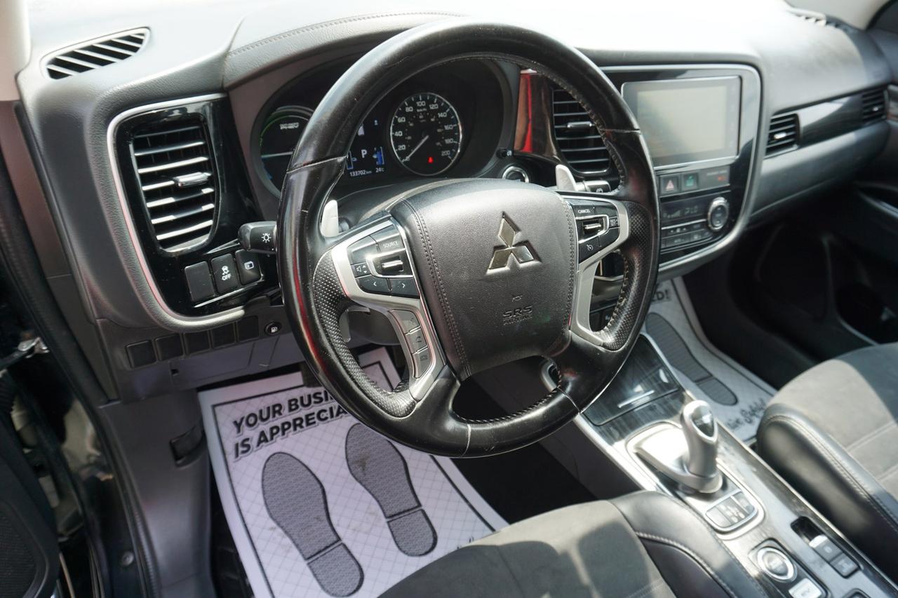 2018 Mitsubishi Outlander Phev SE S-AWC CERTIFIED *1 OWER*ACCIDENT FREE* CAMERA BLUETOOTH LEATHER HEATED SEATS CRUISE ALLOYS Photo