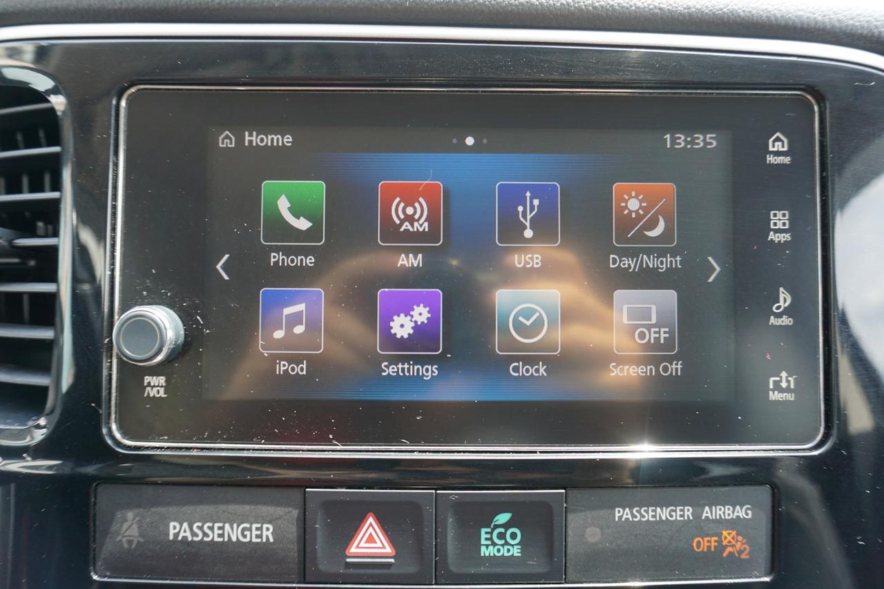 2018 Mitsubishi Outlander Phev SE S-AWC CERTIFIED *1 OWER*ACCIDENT FREE* CAMERA BLUETOOTH LEATHER HEATED SEATS CRUISE ALLOYS Photo