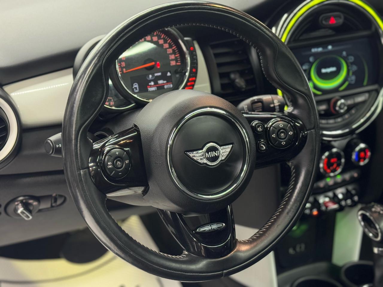 2017 MINI Cooper S S |NAV|PANO|HK SOUND|AMBIENT LIGHTING| - Photo #9