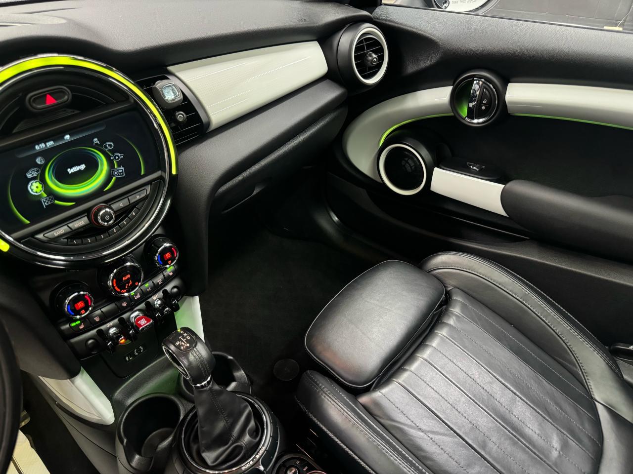 2017 MINI Cooper S S |NAV|PANO|HK SOUND|AMBIENT LIGHTING| - Photo #21