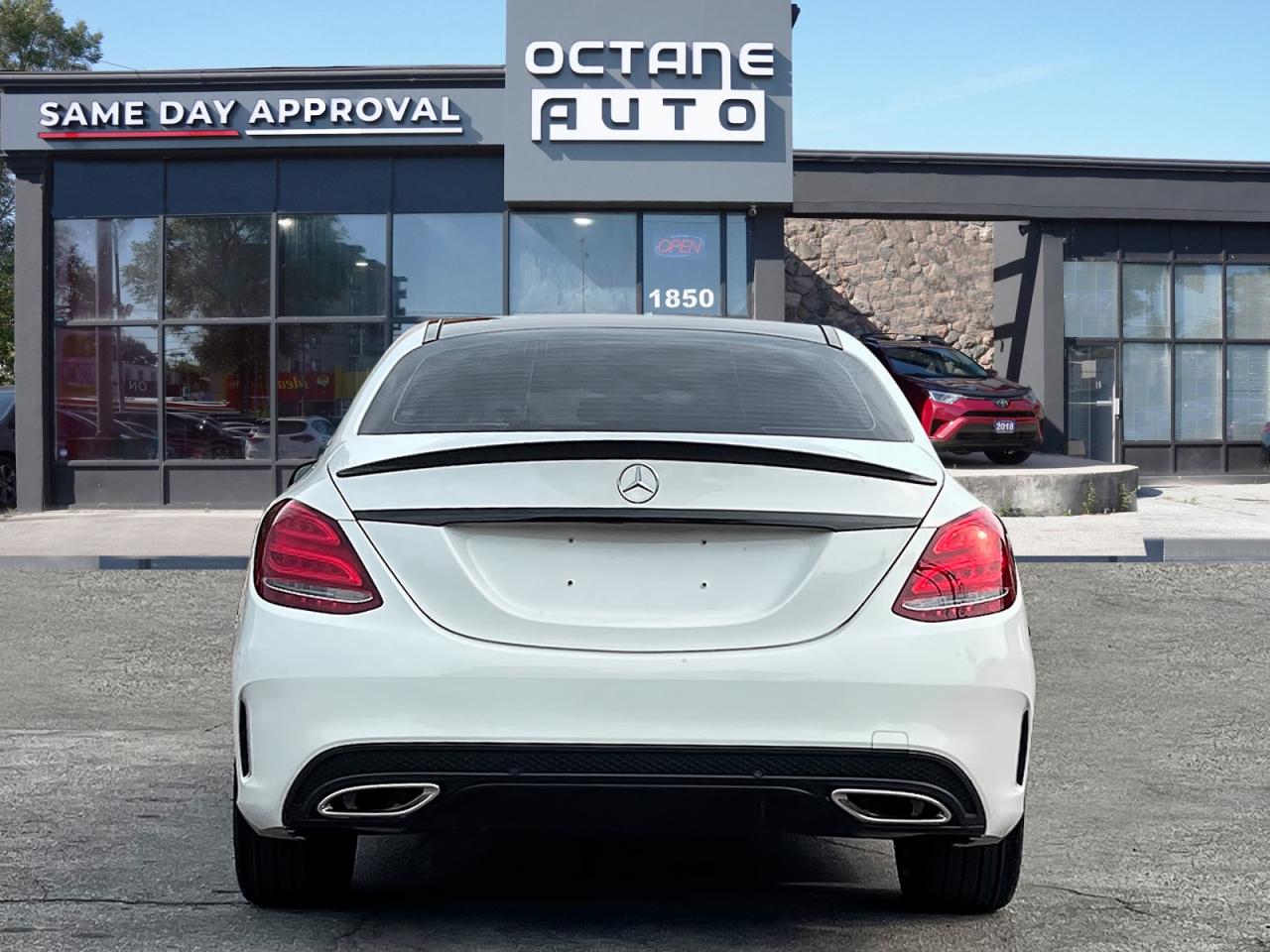 2018 Mercedes-Benz C-Class C300 4MATIC Sedan - Photo #5