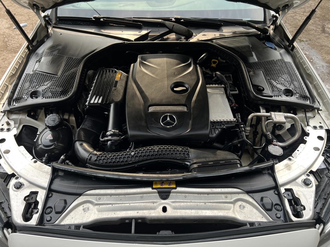 2018 Mercedes-Benz C-Class C300 4MATIC Sedan - Photo #9