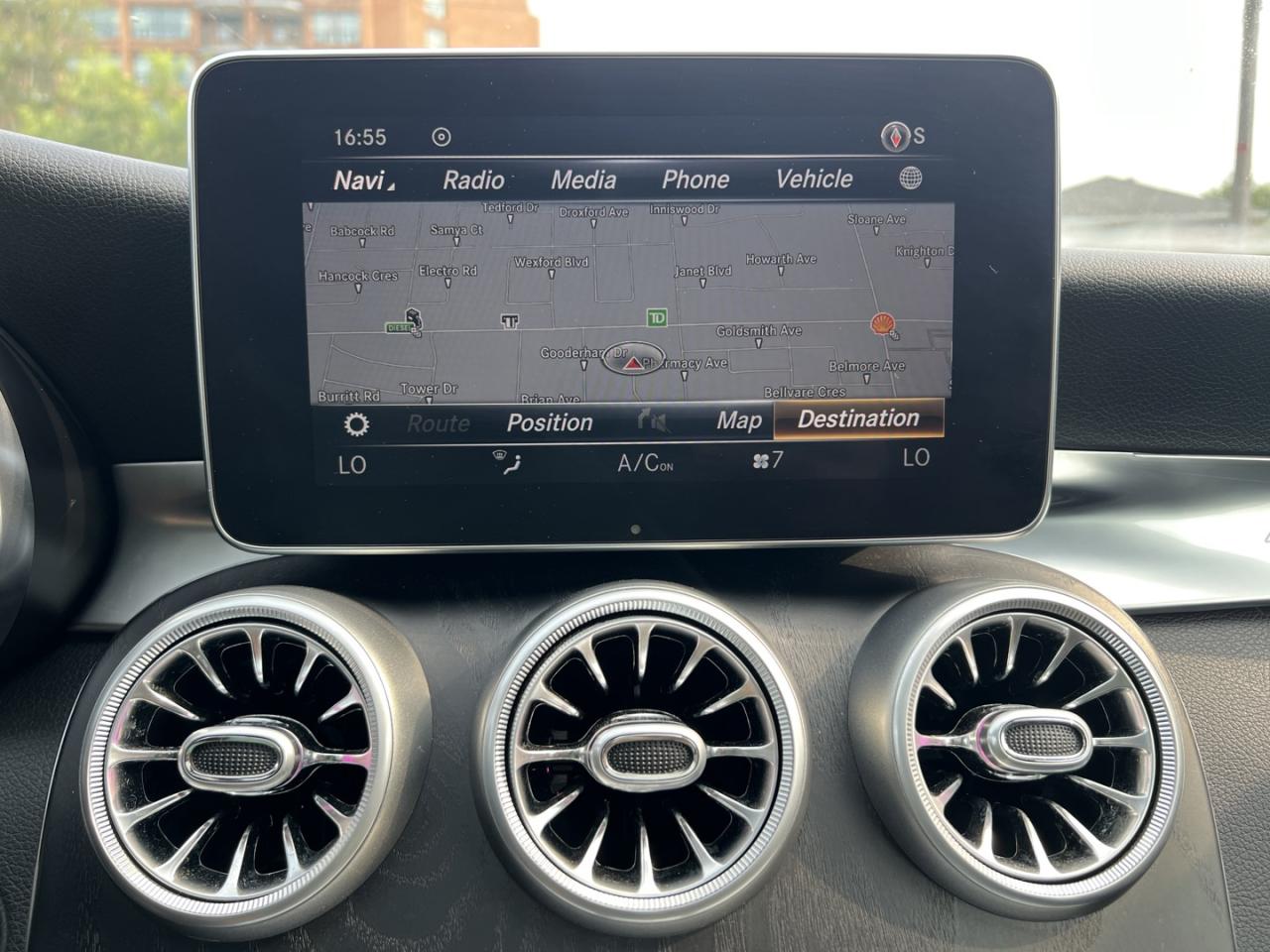 2018 Mercedes-Benz C-Class C300 4MATIC Sedan - Photo #20