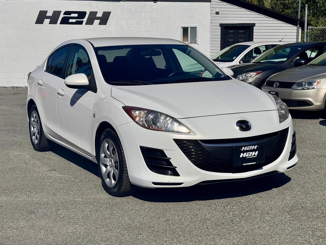 2010 Mazda MAZDA3 FINANCING AVAILABLE Photo3