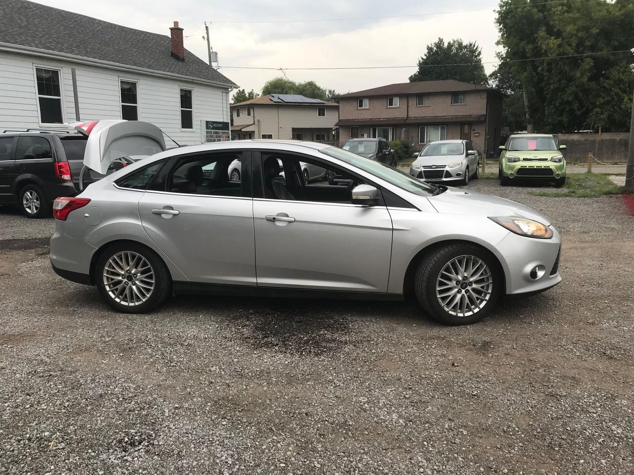 2014 Ford Focus Titanium - Photo #25