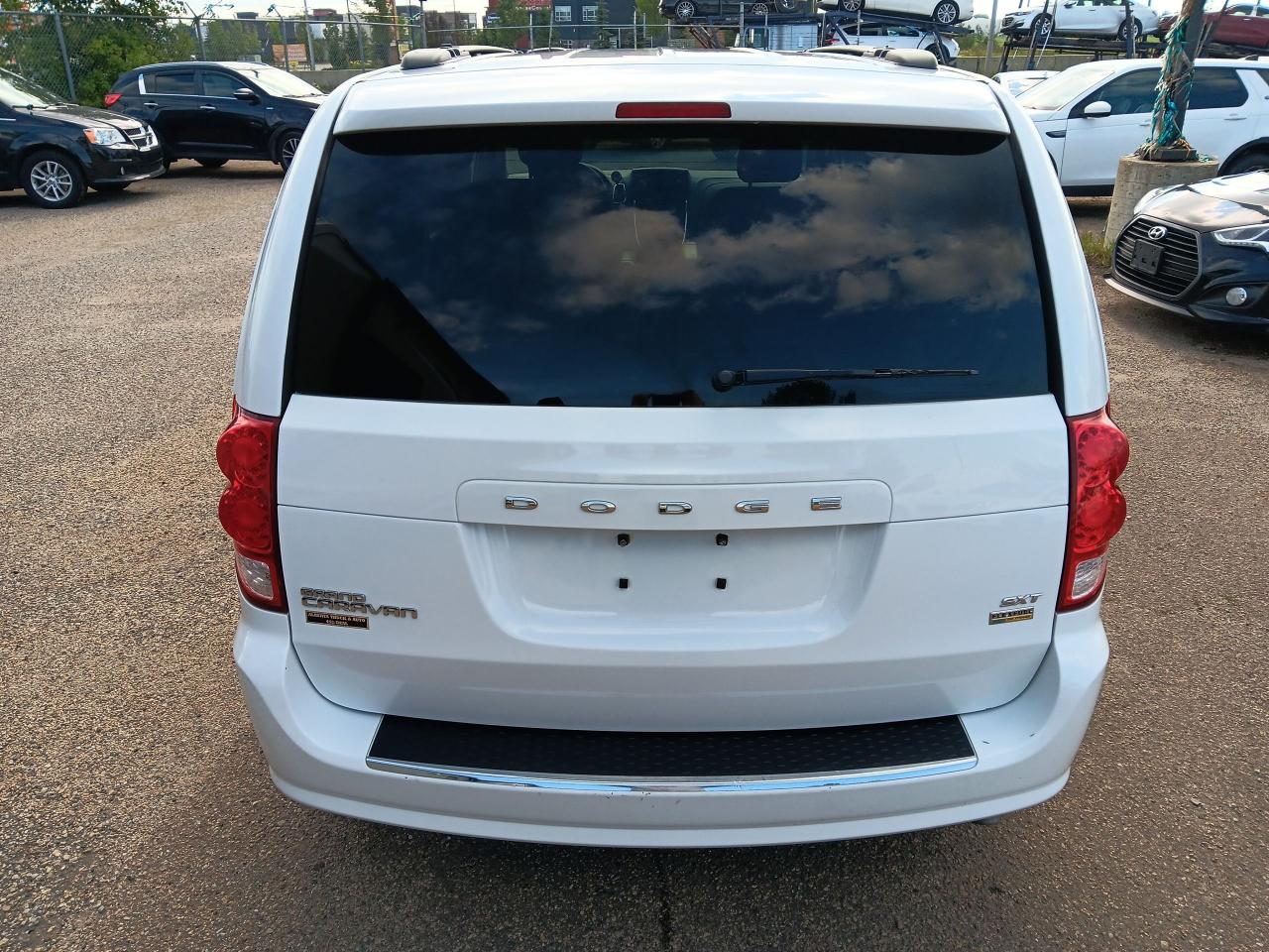 2014 Dodge Grand Caravan SXT 7 Passenger Sto N Go - Photo #6