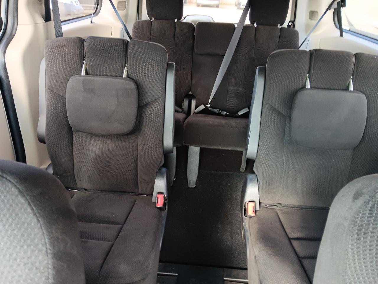 2014 Dodge Grand Caravan SXT 7 Passenger Sto N Go - Photo #15