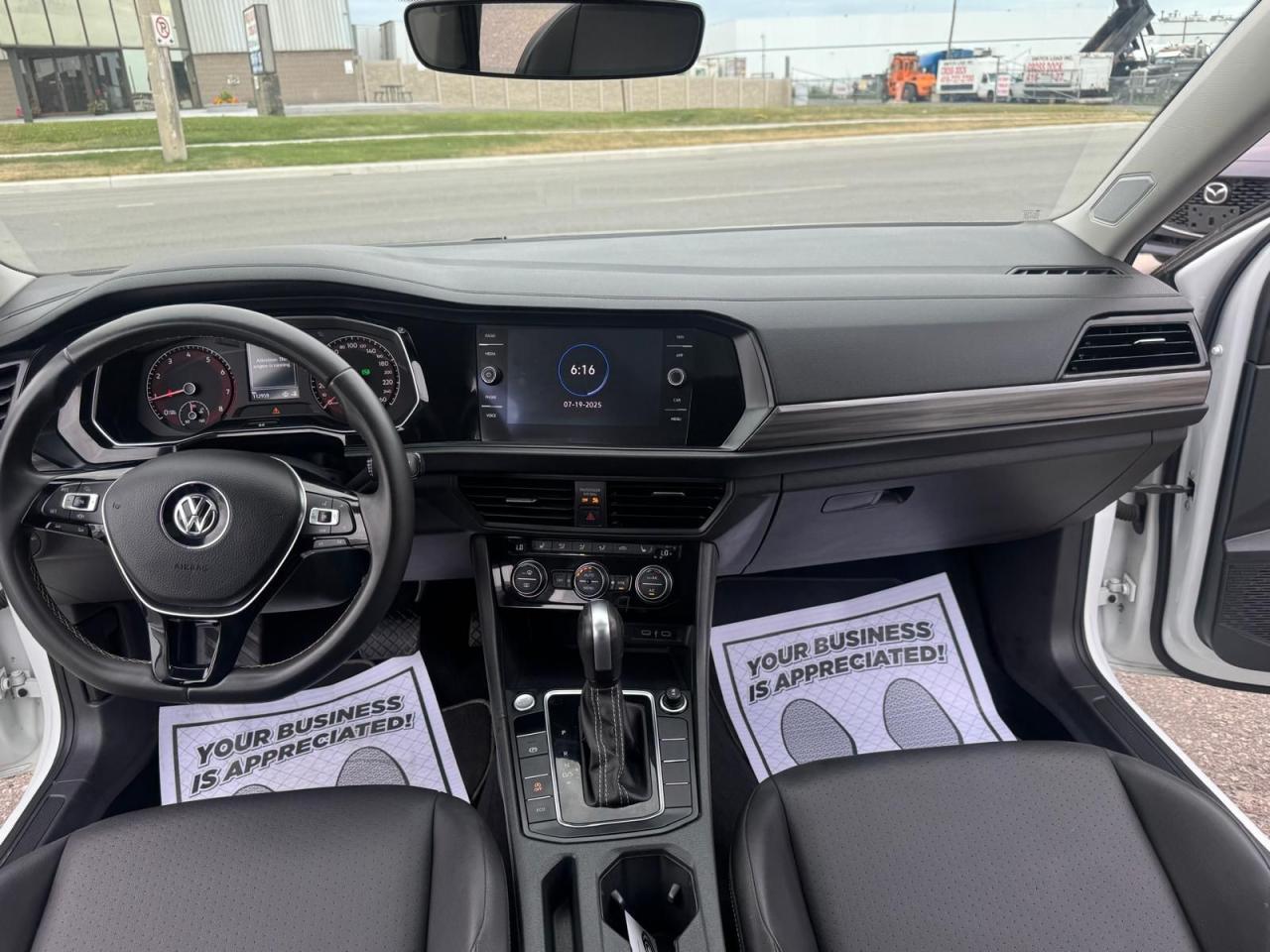 2021 Volkswagen Jetta HIGHLINE - Photo #9