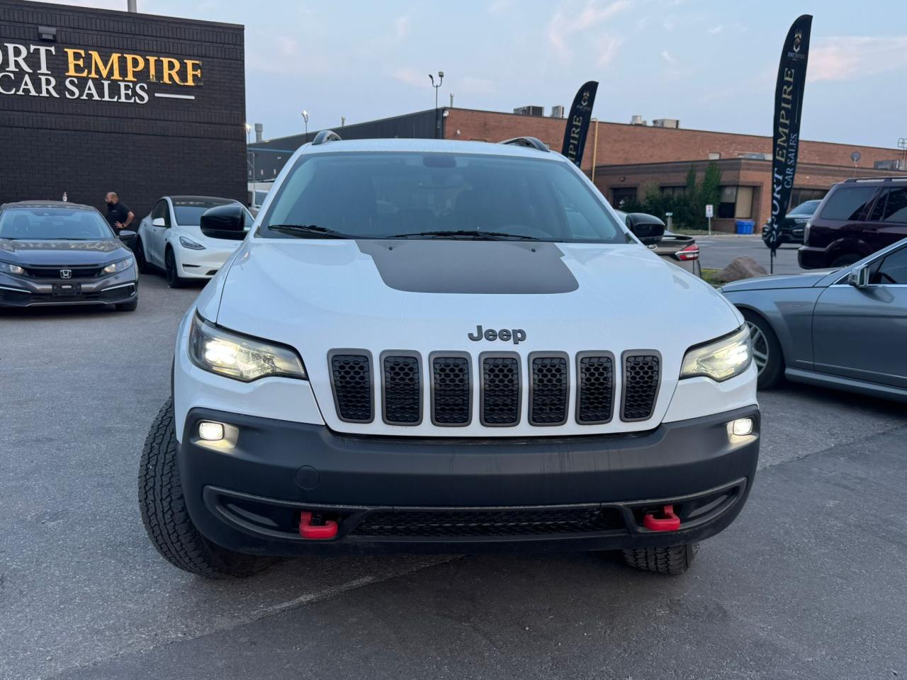 2022 Jeep Cherokee Trailhawk - Photo #2