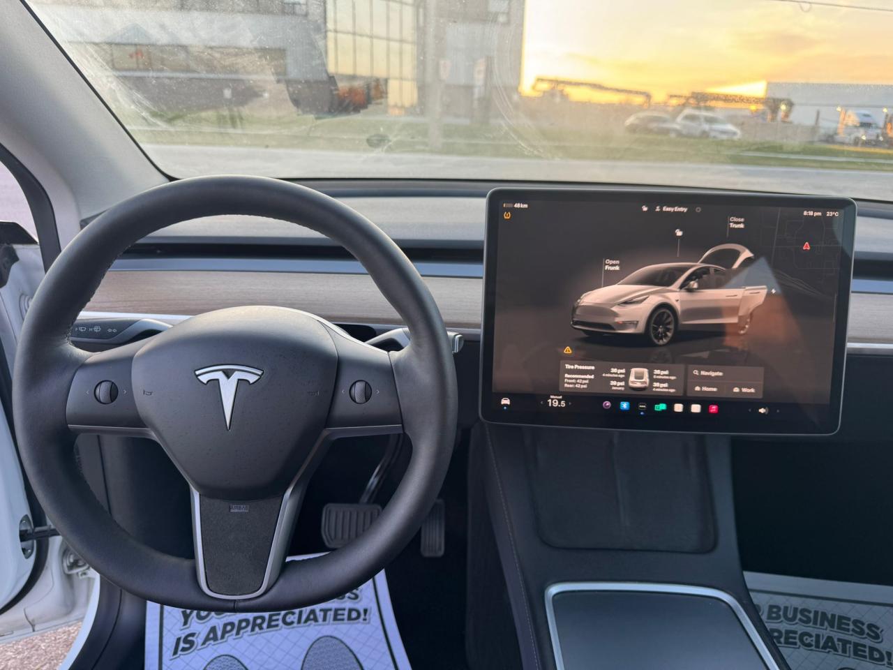 2022 Tesla Model Y LONG RANGE - Photo #14