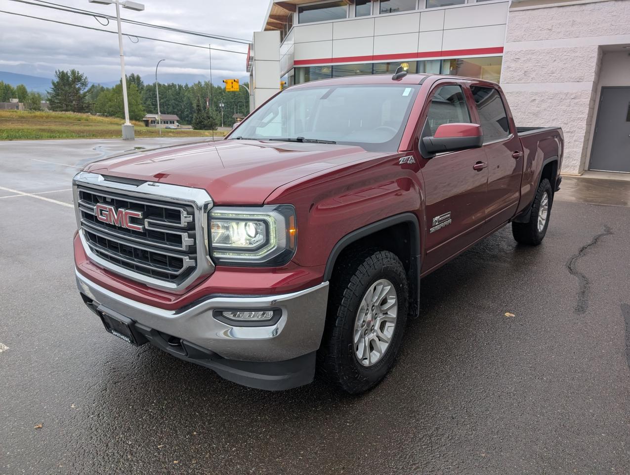 2017 GMC Sierra 1500 SLE Photo2