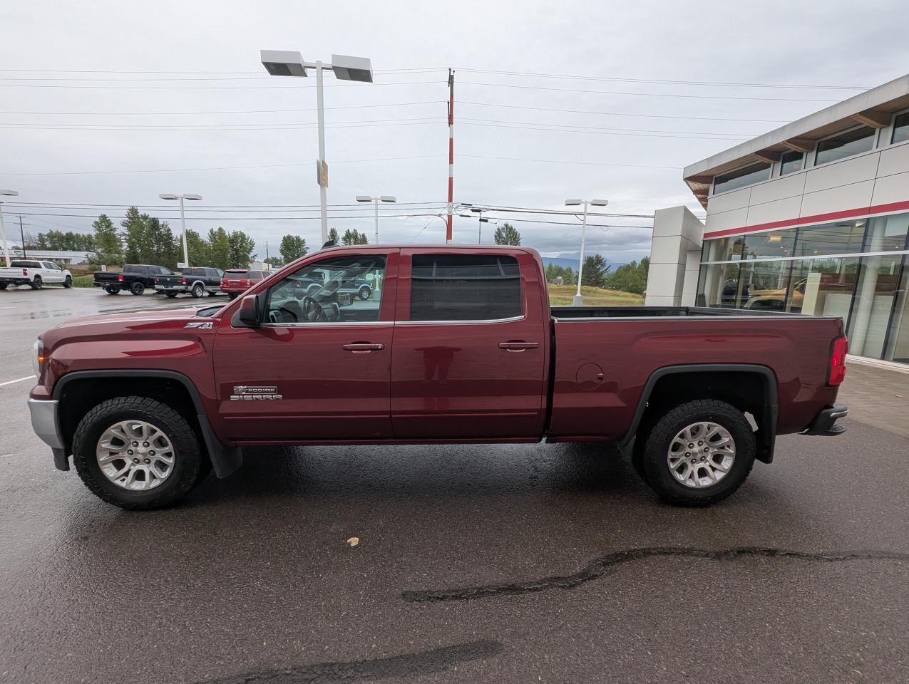 2017 GMC Sierra 1500 SLE Photo3
