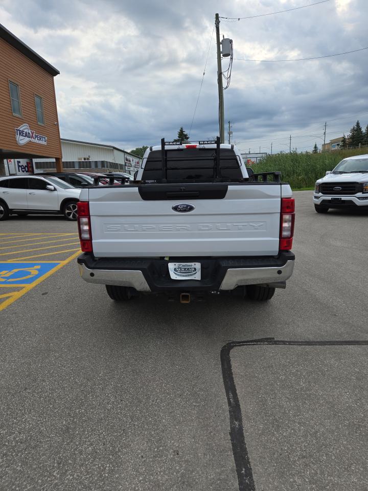 2021 Ford F-250 LARIAT Photo3