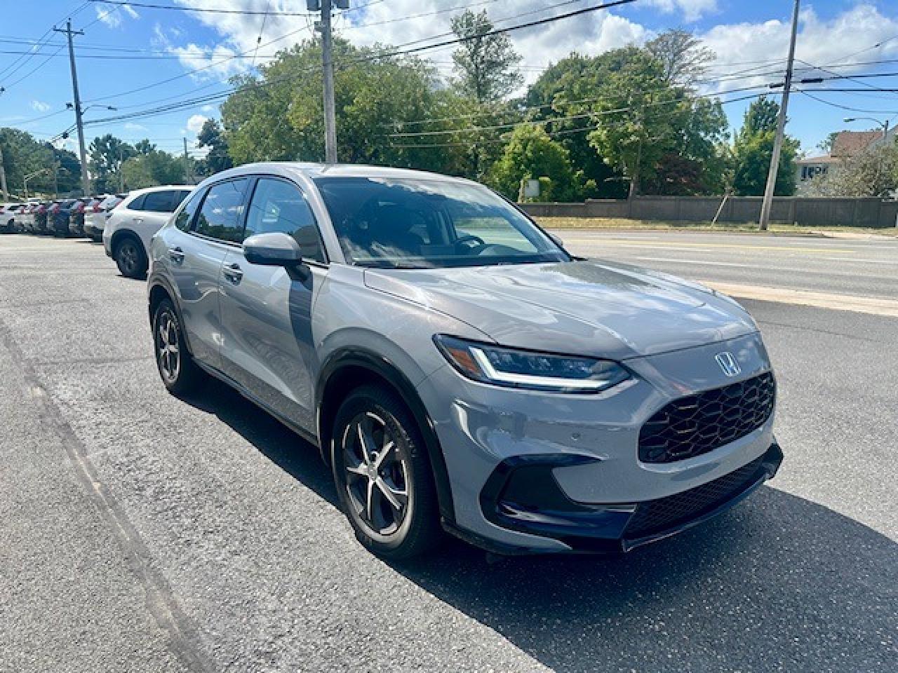 2023 Honda HR-V EX-L NAVI Photo3