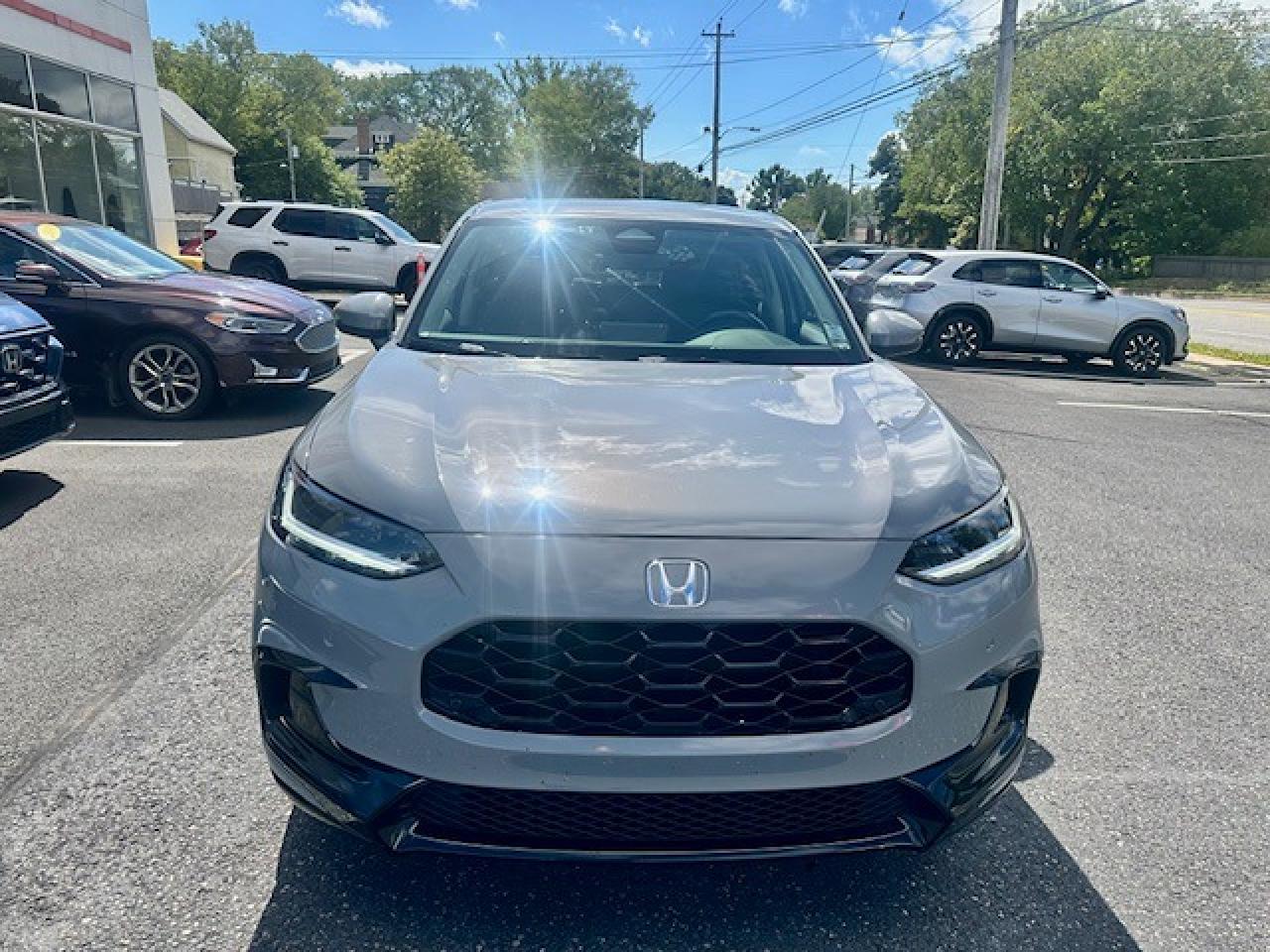 2023 Honda HR-V EX-L NAVI Photo2
