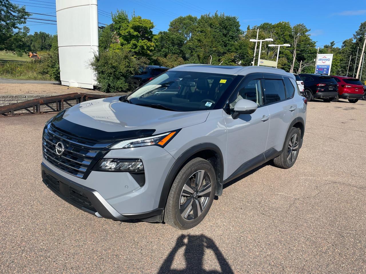 2024 Nissan Rogue SL Photo